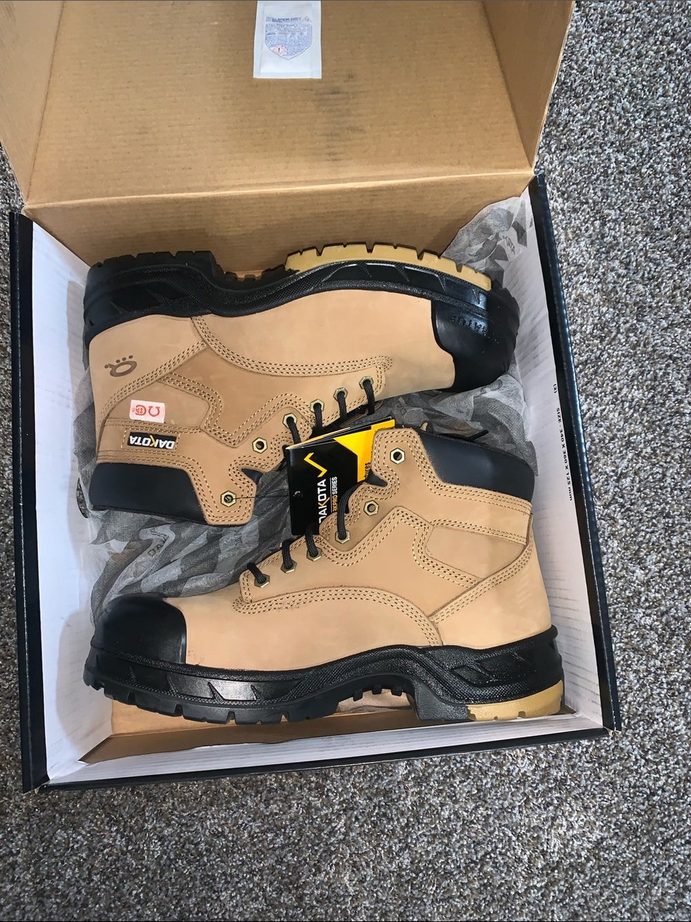 Brand new DAKOTA pro series Men's Tan and Black Steel Toe Safety Work Boots